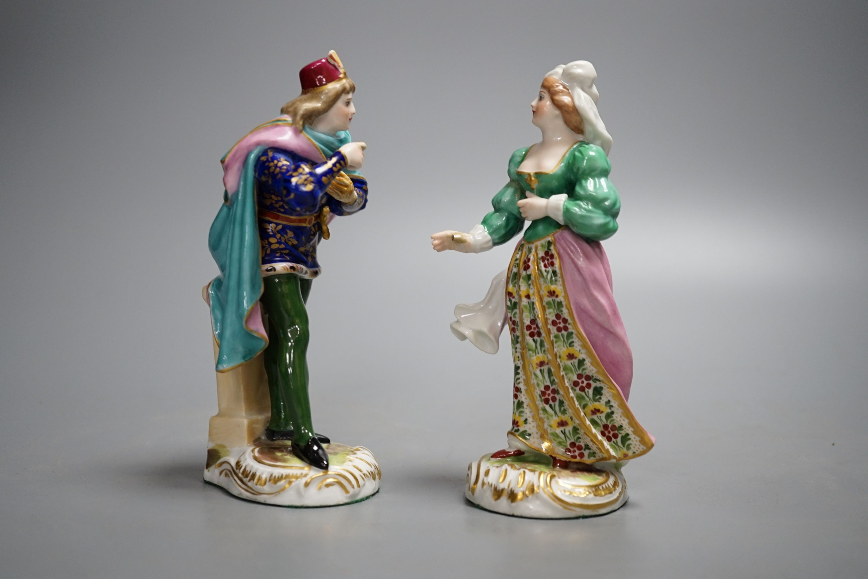 A pair of 19th century Samson Derby style porcelain figures and Romeo & Juliet, H15